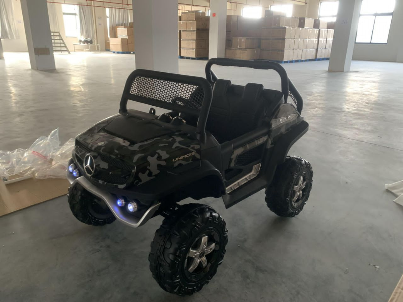 Rugged Kids Car-Mercedes Unimog-Army Colour